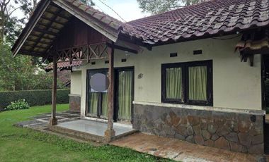 DIJUAL VILLA GRAND WHIZ TRAWAS - MOJOKERTO