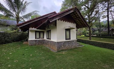 DIJUAL VILLA GRAND WHIZ TRAWAS - MOJOKERTO