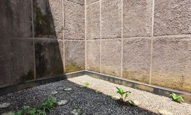 SEWA Rumah mewah strategis 2 lantai nyaman di Mekar Wangi, Bandung