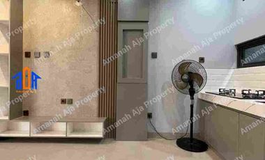 Rumah Furnished 900 Meter Ke Gerbang Tol Desari Depok