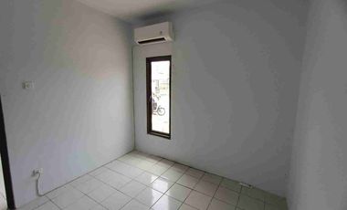 disewakan rumah bulanan murah cluster topaz permata mutiara maja dekat stasiun
