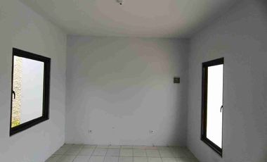 disewakan rumah bulanan murah cluster topaz permata mutiara maja dekat stasiun