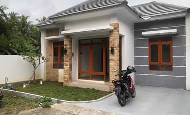 CLUSTER RUMAH TERBARU DI TAYUBAN DEKAT KE PASAR BENDUNGAN WATES