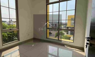 DISEWAKAN RUMAH 3LT HOOK 6x10 PIK2