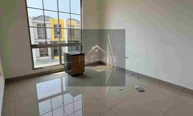 DISEWAKAN RUMAH 3LT HOOK 6x10 PIK2