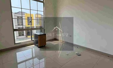 DISEWAKAN RUMAH 3LT HOOK 6x10 PIK2