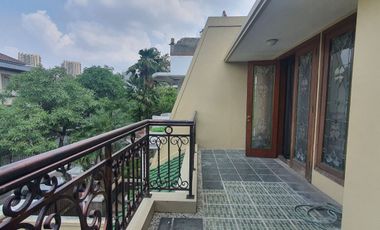 For rent lux house in Pondok Indah 750m2 walking distance to Pondok Indah Mall