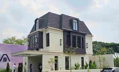 Dijual Rumah sultan di lippo cikarang The casa de Lago