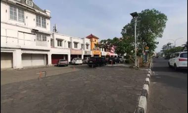 Dijual Ruko Berjajar di Galuh Mas Karawang 4 Kamar Tidur