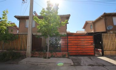 Se Vende Casa En Puente Alto - Calle Lago del Parillar