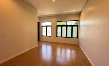 CORNER STUNNING HOUSE FOR SALE IN BF HOMES PARANAQUE