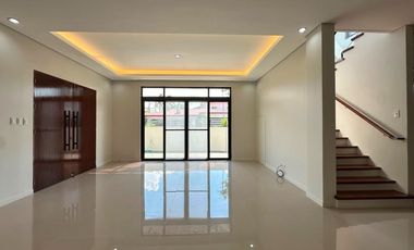 CORNER STUNNING HOUSE FOR SALE IN BF HOMES PARANAQUE