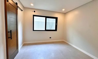 STUNNING HOUSE AND LOT FOR SALE IN BF HOMES PARANAQUE