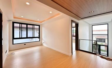 STUNNING HOUSE AND LOT FOR SALE IN BF HOMES PARANAQUE