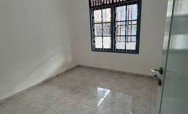 Disewa Rumah Siap Huni Baru Selesai Renovasi Tinggal Masuk Kresek Indah Duri Kosambi Jakarta Barat
