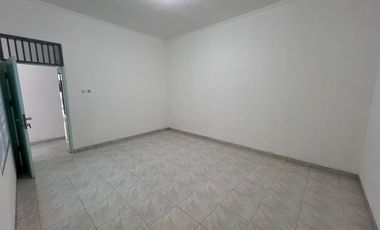 Disewa Rumah Siap Huni Baru Selesai Renovasi Tinggal Masuk Kresek Indah Duri Kosambi Jakarta Barat