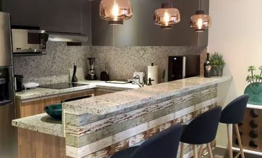 Venta Departamento en Los Arcos Plaza - Samborondón Full Amoblado - 2 dormitorios - D267