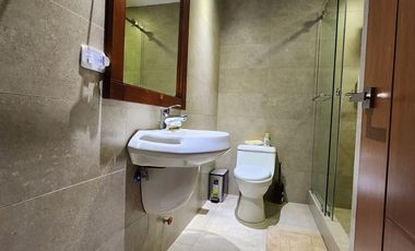 Venta Departamento en Los Arcos Plaza - Samborondón Full Amoblado - 2 dormitorios - D267