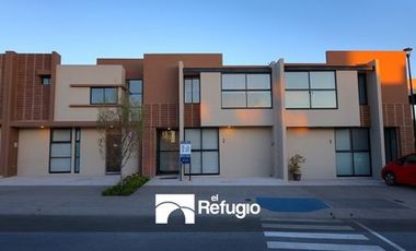 PH con buena ubicaciòn y rooftop privado