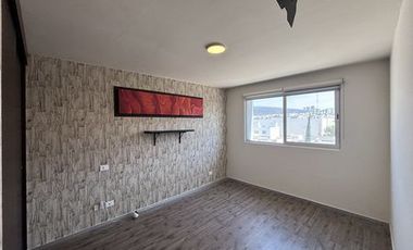 PH con buena ubicaciòn y rooftop privado