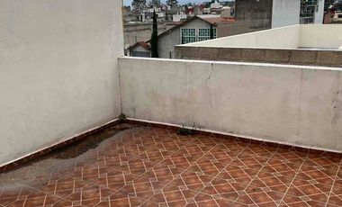 CASA EN RENTA EN LOMAS DE TEPOJACO, CUAUTITLÁN IZCALLI ESTADO DE MÉXICO