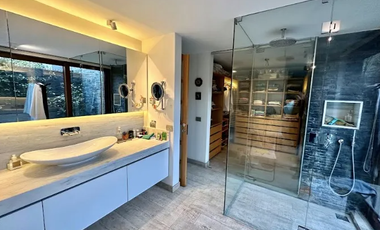 Hermosa Casa Moderna A Pasos Del Sport Francés Vitacura