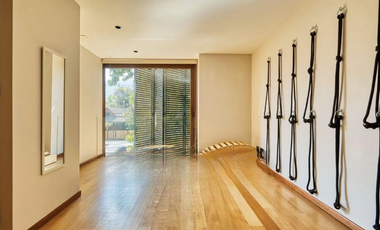 Hermosa Casa Moderna A Pasos Del Sport Francés Vitacura