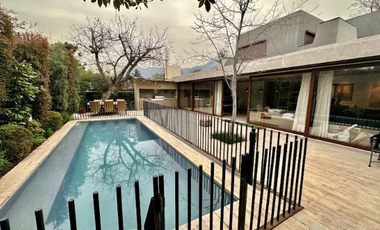 Hermosa Casa Moderna A Pasos Del Sport Francés Vitacura