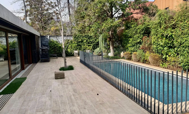 Hermosa Casa Moderna A Pasos Del Sport Francés Vitacura