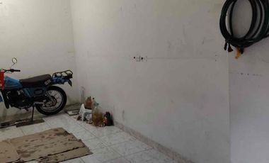 Vendo casa Primer Piso Sector la América.PH cerca colegio Salazar Herrera.