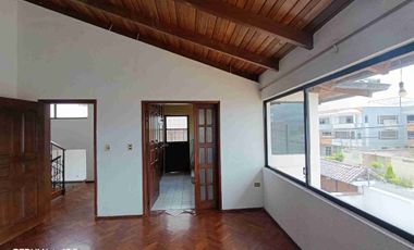 CARCELEN VENDO CASA CON TERRENO