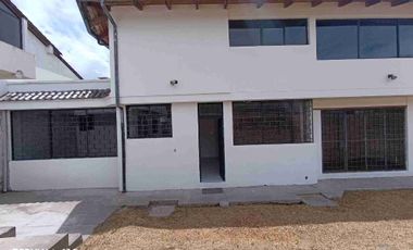 CARCELEN VENDO CASA CON TERRENO