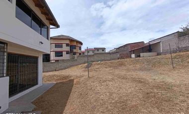 CARCELEN VENDO CASA CON TERRENO