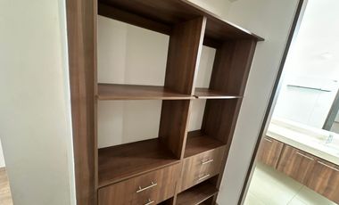 CASA DE RENTA EN LOMAS DE ANGELOPOLIS