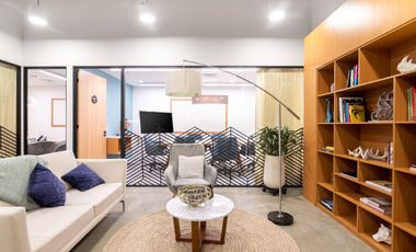 Alquiler de espacio de coworking reservado en Bogota, Spaces Nuestro