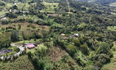 VENTA DE CASA LOTE EN MONIQUIRÁ BOYACÁ
