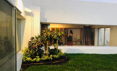 Casa privada en Colinas de Santa Fe, al sur de Cuernavaca, Morelos