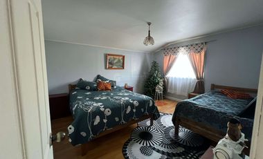 OPORTUNIDAD COMERCIAL! AMPLIA CASA EN SECTOR KOLBE