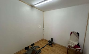 OPORTUNIDAD COMERCIAL! AMPLIA CASA EN SECTOR KOLBE