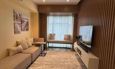 New Deluxe 4 Bedroom Unit for Sale in Parkside Villas, Pasay City