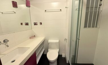 Vendo Flat Chacarilla cerca a parques y colegios