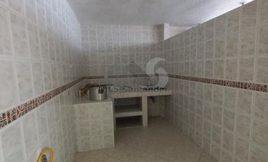 VENDO CASA RICAURTE AL LADO DE LA ISLA EXCELENTE PARA LA INDUSTRIA DEL CALZADO, BODEGA O FABRICA