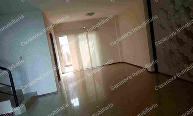 Urb Matices , Aurora frente a CC El Dorado