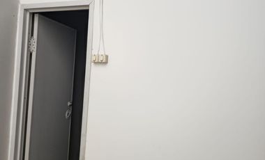 DISEWAKAN 3 LANTAI RUMAH GOLFISLAND 3 KAMAR 4 AC