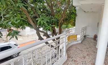 Casa en Venta en Urb. Villas de Alejandría, Remodelada, Santa Marta