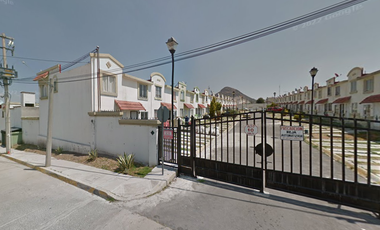 CASA DE RECUPERACIÓN BANCARIA EN PRIV ALBIRES, FRACC. URBI VILLA DEL REY, HUEHUETOCA, EDO MEX. ¡NO SE ACEPTAN CRÉDITOS!