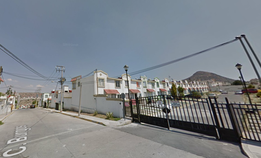 CASA DE RECUPERACIÓN BANCARIA EN PRIV ALBIRES, FRACC. URBI VILLA DEL REY, HUEHUETOCA, EDO MEX. ¡NO SE ACEPTAN CRÉDITOS!