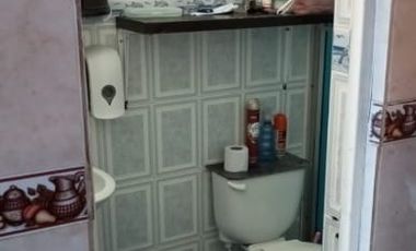 VENTA CASA DE 2 PISOS - BARRIO VILLA ITALIA