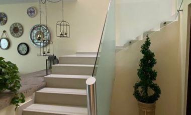 Renta Casa en Puerta del Valle coto privado en Zona Real, Puerta del Valle, Zapopan