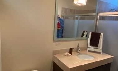 Renta Casa en Puerta del Valle coto privado en Zona Real, Puerta del Valle, Zapopan